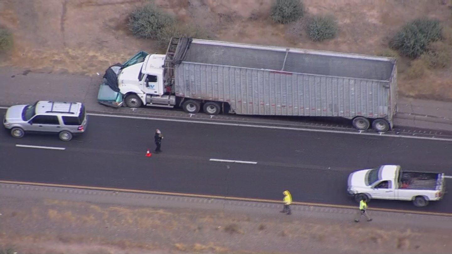 Victims identified in triple fatal crash Wednesday in Maricopa