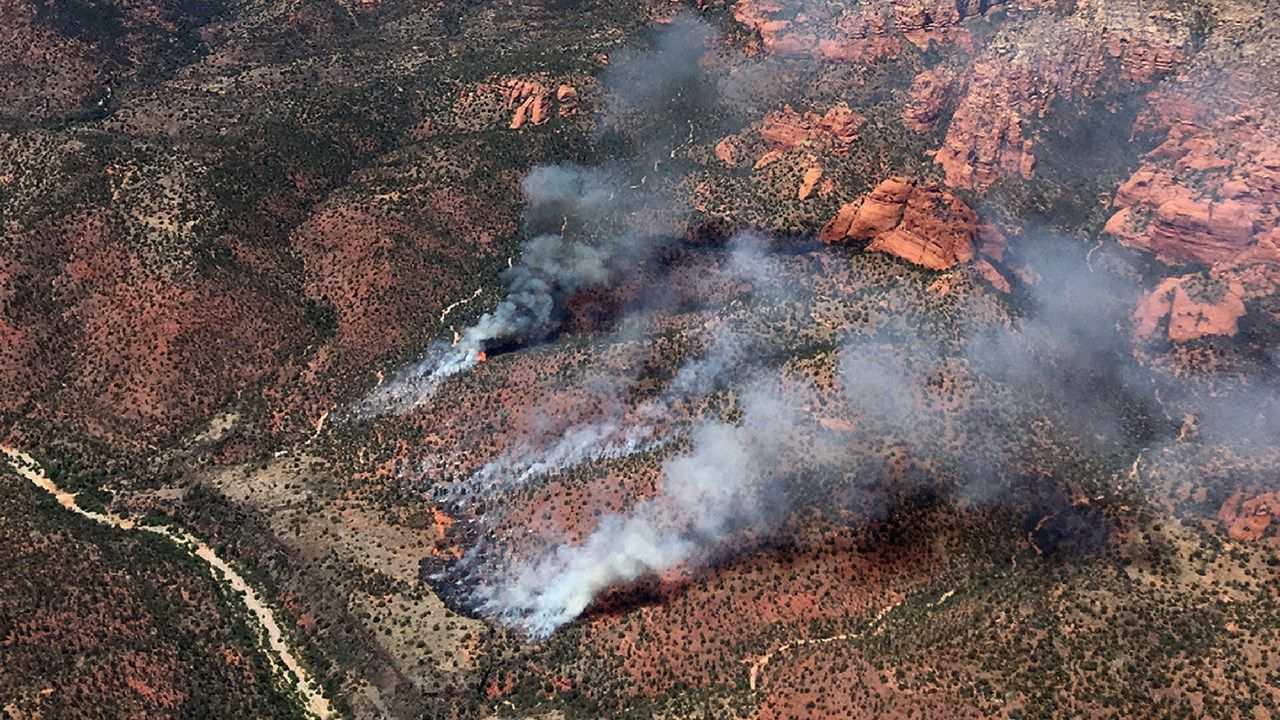 UPDATE: Sycamore Fire burning north of Sedona at 230 acres, 25% contained
