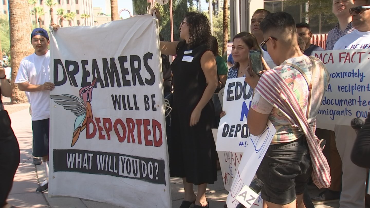 US immigration: DACA and Dreamers explained - Arizona's Family